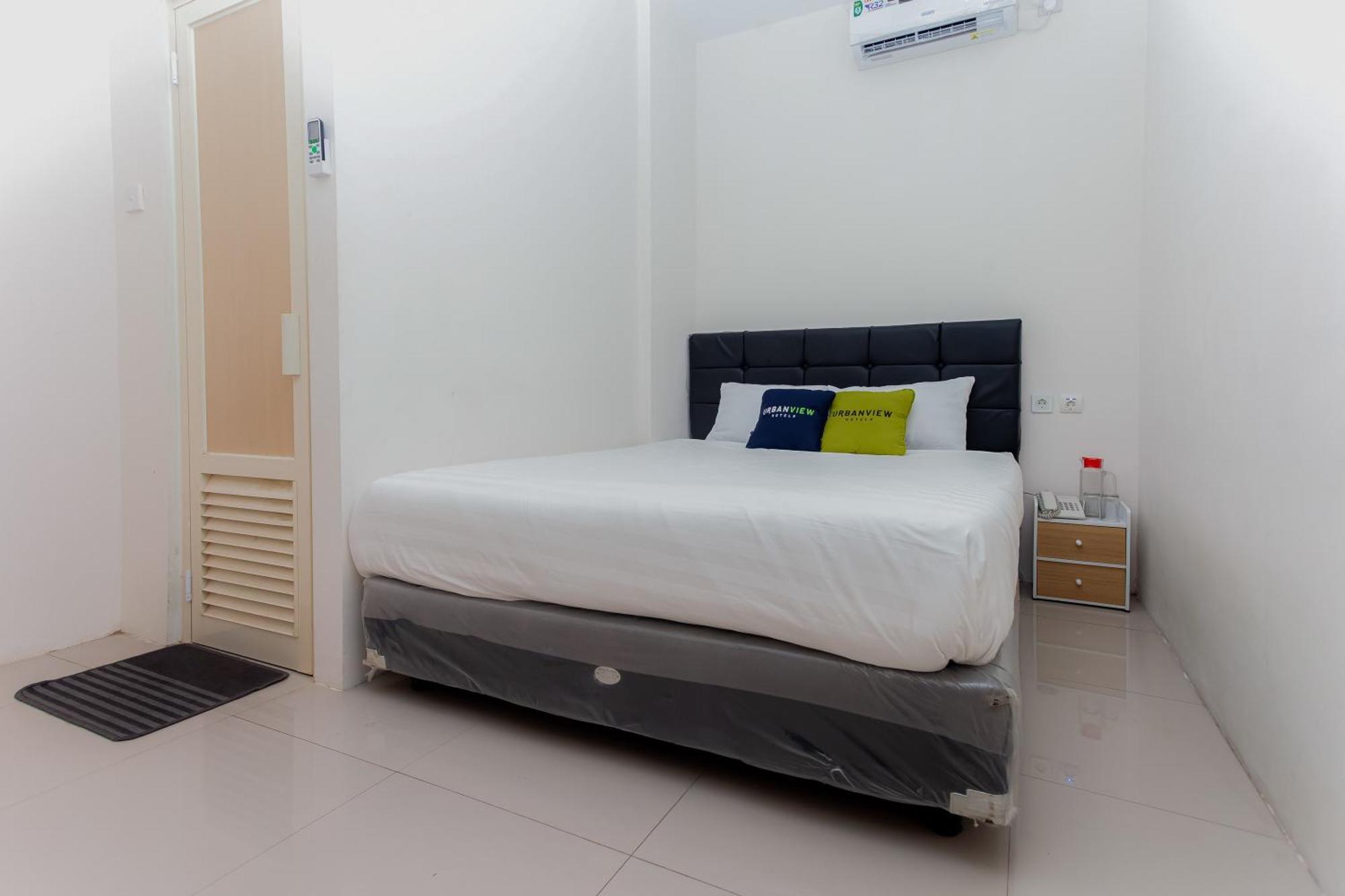 Urbanview Hotel Priority Samarinda By Reddoorz Exterior foto
